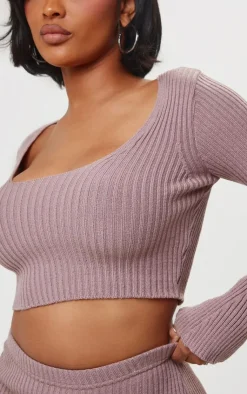 Hot PrettyLittleThing Shape Knit Ribbed Long Sleeve Scoop Crop Top Mauve