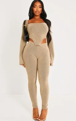 PrettyLittleThing Shape Ribbed Bardot Flare Split Sleeve Crop Top Mocha