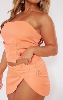PrettyLittleThing Shape Buckle Detail Woven Mini Skirt Orange