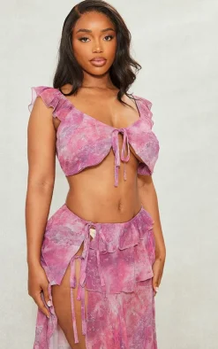 Online PrettyLittleThing Shape Printed Woven Printed Tie Front Bralet Pink