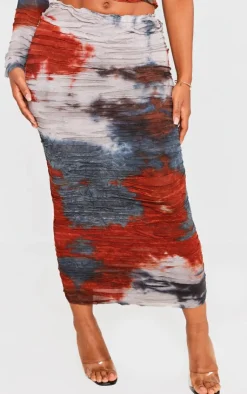 PrettyLittleThing Shape Distressed Maxi Skirt Red