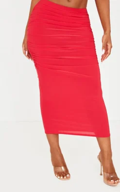 New PrettyLittleThing Shape Slinky Ruched Midaxi Skirt Red