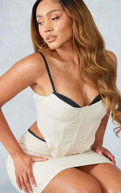 Discount PrettyLittleThing Shape Ruched Side Contrast Hem Mini Skirt Sand