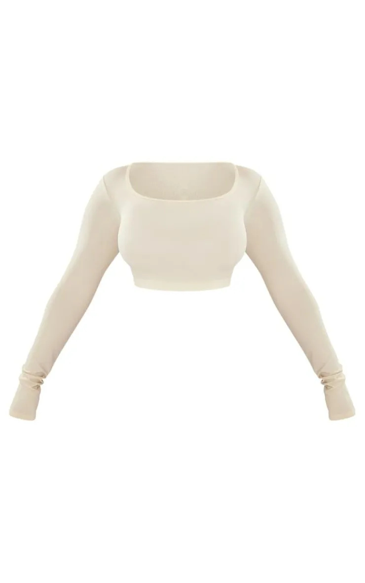 PrettyLittleThing Snatched*Shape Stretch Seamless Scoop Neck Long Sleeve Crop Top