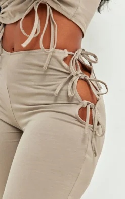 Discount PrettyLittleThing Shape Cotton Tie Detail Capri Leggings Taupe