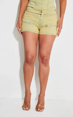 Hot PrettyLittleThing Shape Denim Belt Detail Hot Pants Washed Green