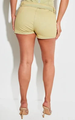 Hot PrettyLittleThing Shape Denim Belt Detail Hot Pants Washed Green
