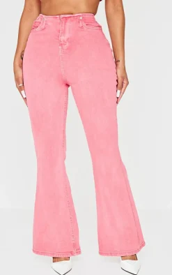 Clearance PrettyLittleThing Shape Denim Low Rise Flare Jeans Washed Red