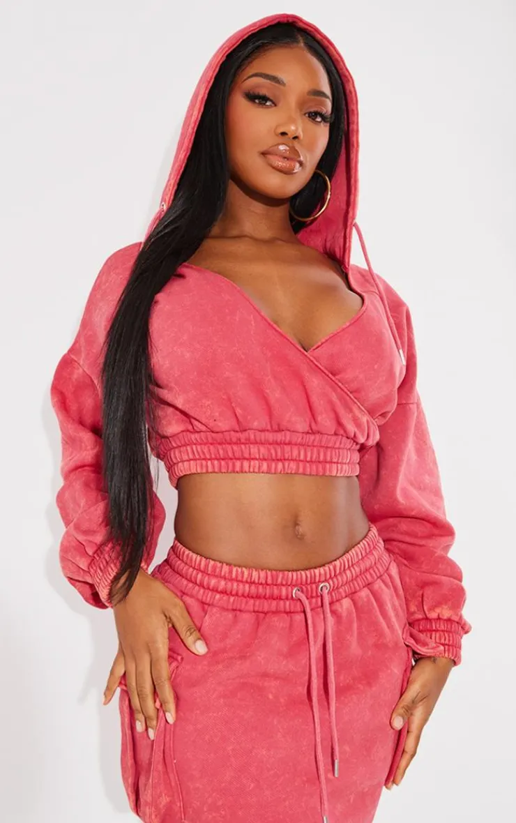 Discount PrettyLittleThing Shape Sweat Wrap Hoodie Washed Red