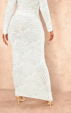 Hot PrettyLittleThing Shape Flocked Mesh Maxi Skirt White