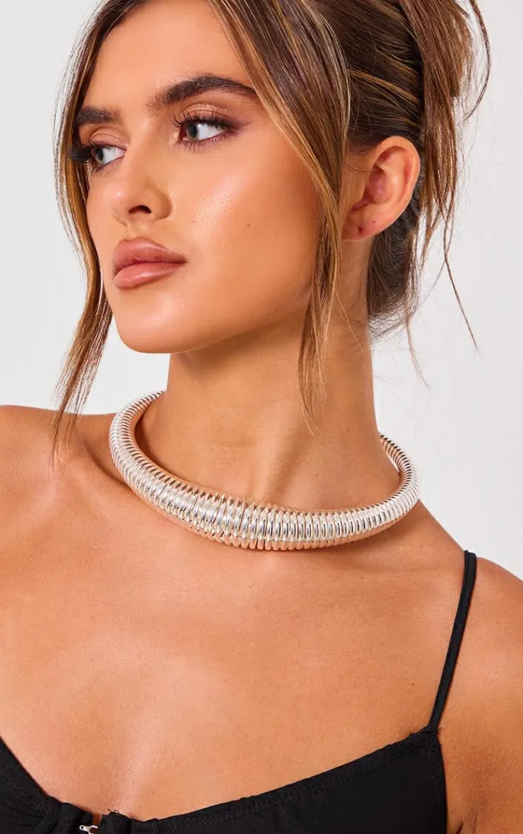 PrettyLittleThing Necklaces*Abstract Ridge Choker
