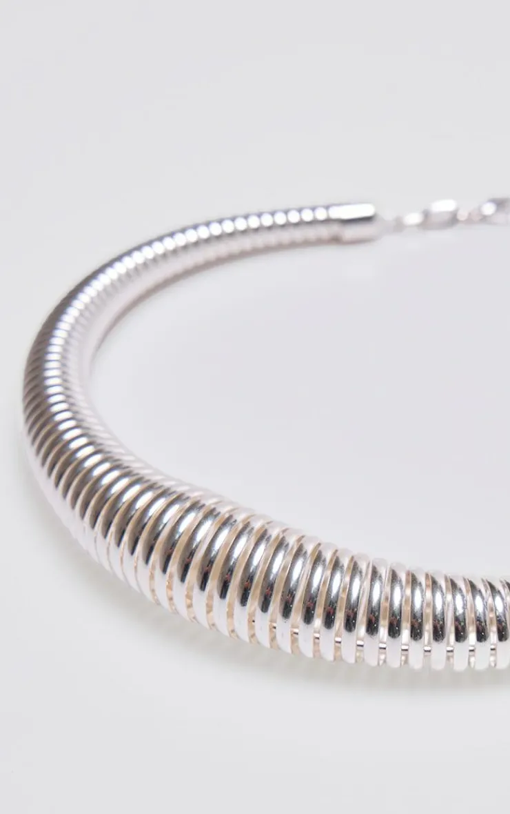 PrettyLittleThing Necklaces*Abstract Ridge Choker