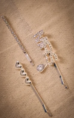 PrettyLittleThing Hair Accessories*Diamante Heart & Jewel Detail 'Mrs' Hair Slides