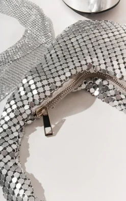 PrettyLittleThing Shoulder Bags*Large Chainmail Curved Shoulder Bag