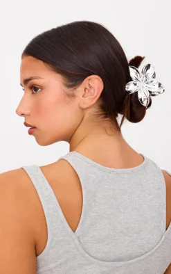 PrettyLittleThing Hair Accessories*Metallic Flower Hair Claw Clip