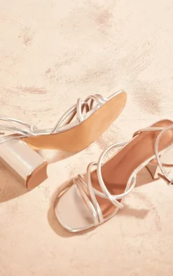 PrettyLittleThing Heeled Sandals*Metallic PU Round Toe Multi Strap Block Heeled Sandals
