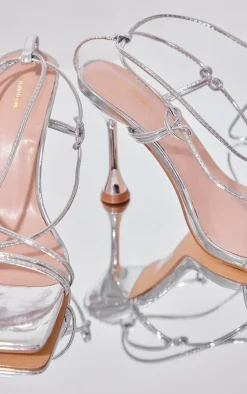PrettyLittleThing Lace Up Heels*PU Square Toe Cross Strap Lace Up Heeled Sandals