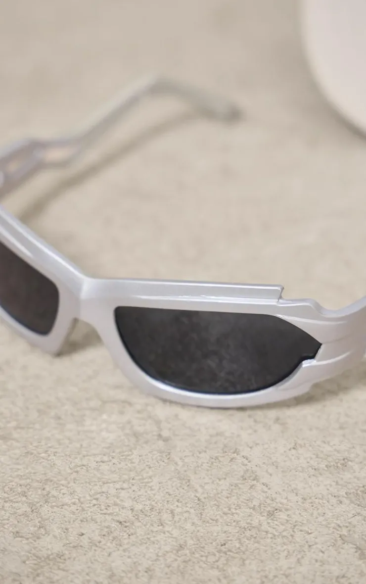PrettyLittleThing Sunglasses*Sporty Zig Zag Frame Sunglasses