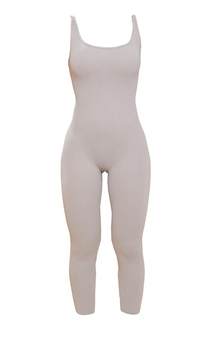 PrettyLittleThing Unitards*Structured Snatched Ribbed Scoop Neck Jumpsuit