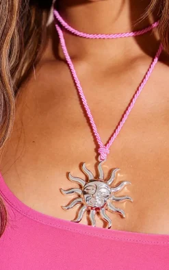 PrettyLittleThing Necklaces*Sun Detail Pink Rope Necklace