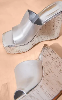 PrettyLittleThing Wide Fit Sandals*Wide Fit Heeled Wedge Mule Sandals