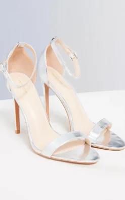 PrettyLittleThing Wide Fit Sandals*Wide Fit Clover Single Strap Heeled Sandal