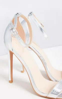 PrettyLittleThing Wide Fit Sandals*Wide Fit Clover Single Strap Heeled Sandal