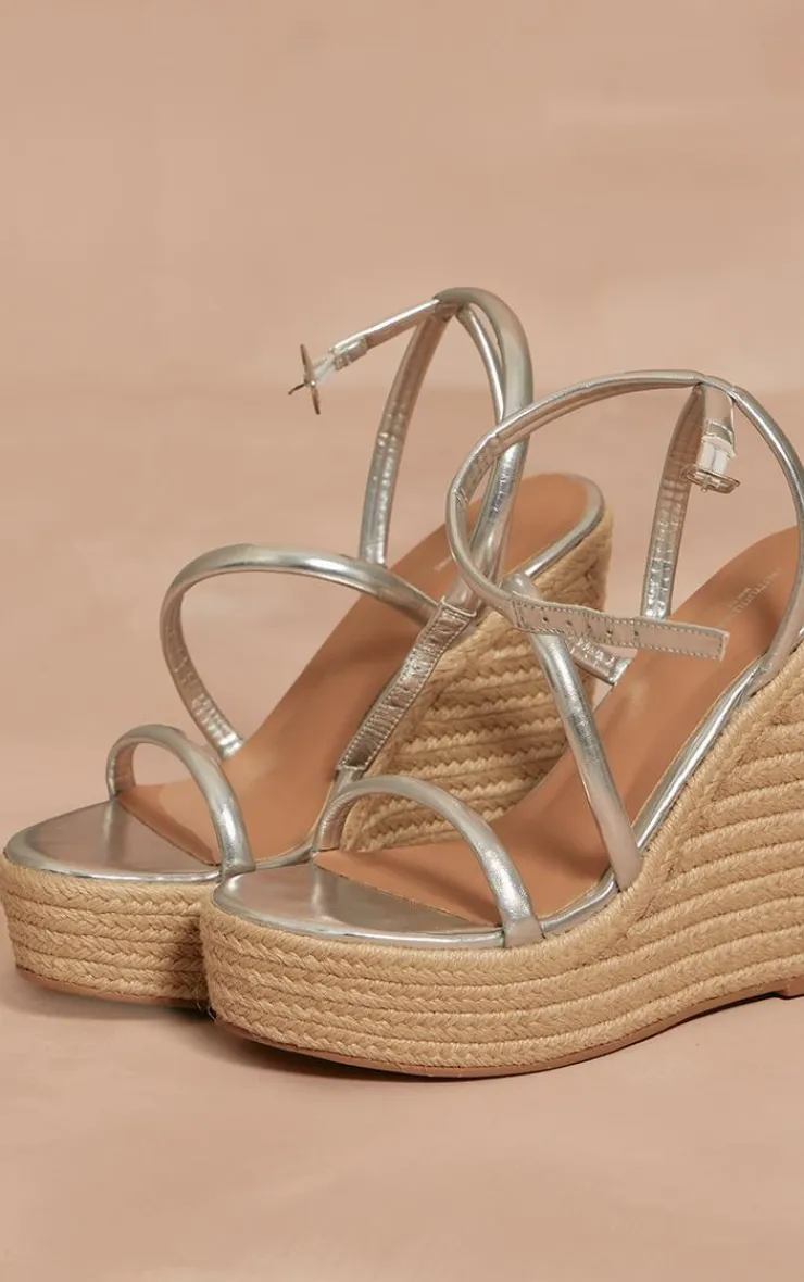 PrettyLittleThing Wide Fit Heels*Wide Fit Pu Round Toe Asymmetric Strap Platform Heeled Wedges