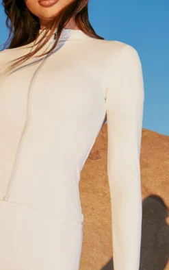PrettyLittleThing Athletic Jackets*Basic Sculpt Jacket