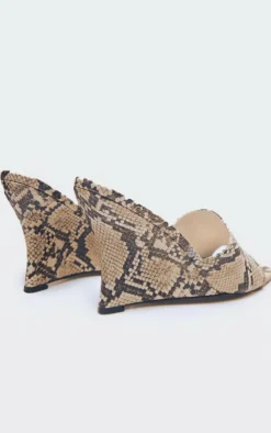 PrettyLittleThing Heeled Sandals*Snake Print PU Square Toe Wedge Heeled Sandals
