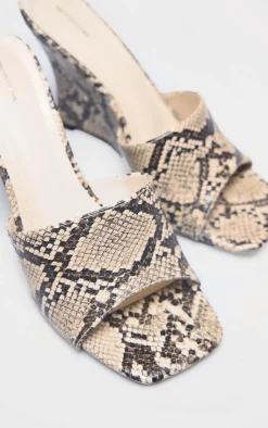 PrettyLittleThing Heeled Sandals*Snake Print PU Square Toe Wedge Heeled Sandals