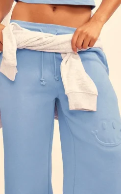 Discount PrettyLittleThing Smile Embossed Wide Leg Sweatpants Steel Blue