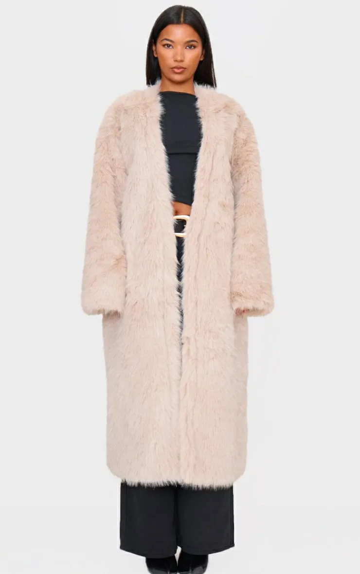 PrettyLittleThing Faux Fur Coats*Faux Fur Collarless Coat