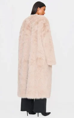 PrettyLittleThing Faux Fur Coats*Faux Fur Collarless Coat