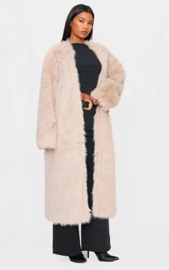 PrettyLittleThing Faux Fur Coats*Faux Fur Collarless Coat