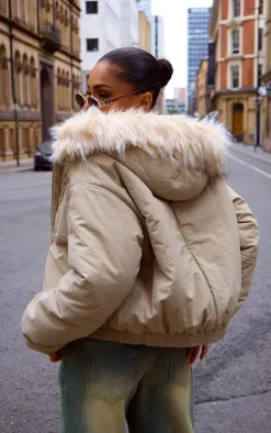 PrettyLittleThing Winter Coats & Jackets*Faux Fur Detachable Hood Parka Coat