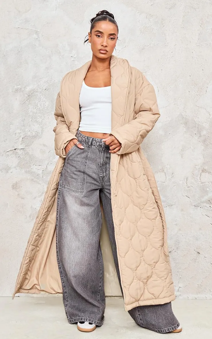 PrettyLittleThing Christmas Shop*Maxi Belted Quilted Coat