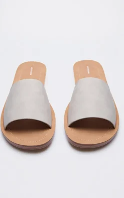 PrettyLittleThing Mules*Pu Round Toe Basic Mule Flat Sandals
