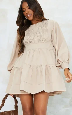 PrettyLittleThing Thanksgiving Outfits*Woven Ruffled Tiered Smock Dress