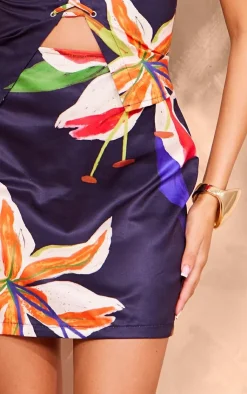 New PrettyLittleThing Tall Floral Print Mini Skirt Black