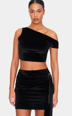 Discount PrettyLittleThing Tall Velvet Asymmetric Crop Top Black