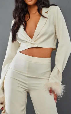 Outlet PrettyLittleThing Tall Faux Feather Cuff Cropped Blazer Cream