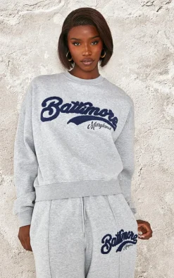 Discount PrettyLittleThing Tall Baltimore Borg Applique Detail Oversized Sweatshirt Grey Marl