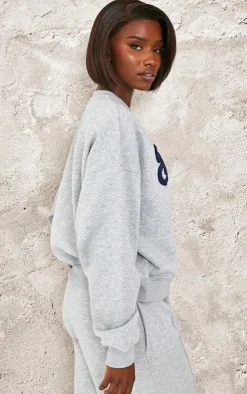 Discount PrettyLittleThing Tall Baltimore Borg Applique Detail Oversized Sweatshirt Grey Marl