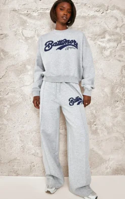 Discount PrettyLittleThing Tall Baltimore Borg Applique Detail Oversized Sweatshirt Grey Marl