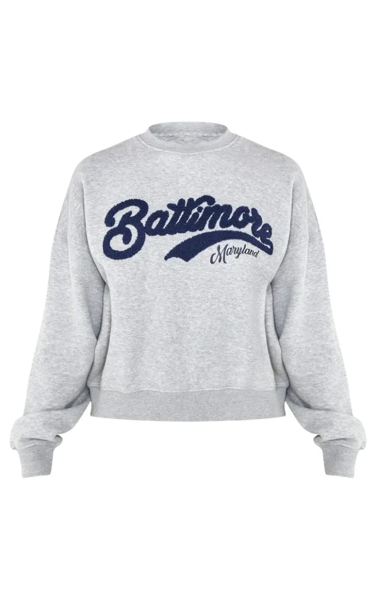 Discount PrettyLittleThing Tall Baltimore Borg Applique Detail Oversized Sweatshirt Grey Marl