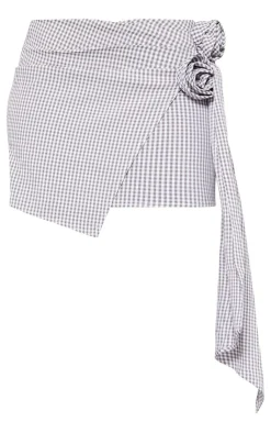 Sale PrettyLittleThing Tall Check Rose Detail Mini Skirt Monochrome