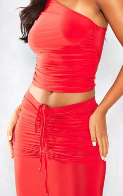 Online PrettyLittleThing Tall Slinky Ruched Detail Midaxi Skirt Red
