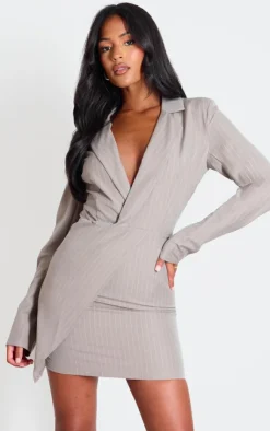 Tall Pinstripe Plunge Blazer Dress-PrettyLittleThing Hot