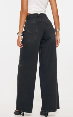 PrettyLittleThing Christmas Shop*Tall Mid Rise Extreme Wide Leg Jeans